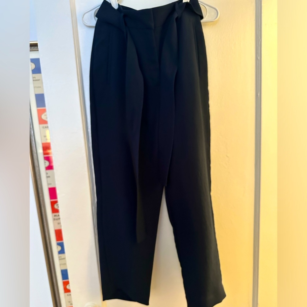 Fun navy silk cropped pants with bow